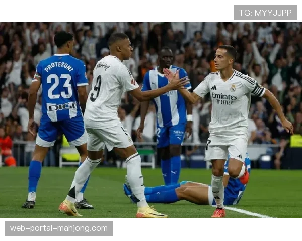 “皇马3-1奥萨苏纳,贝林厄姆头球破门,连续三轮通过角球取得进球” “皇马3-1奥萨苏纳,贝林厄姆头球破门,连续三轮通过角球取得进球”