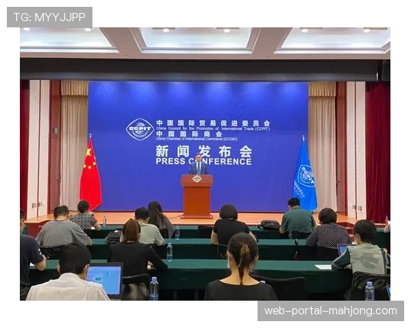 意甲电视转播权收益分配依据梅兰德里法案执行，50%平均分配